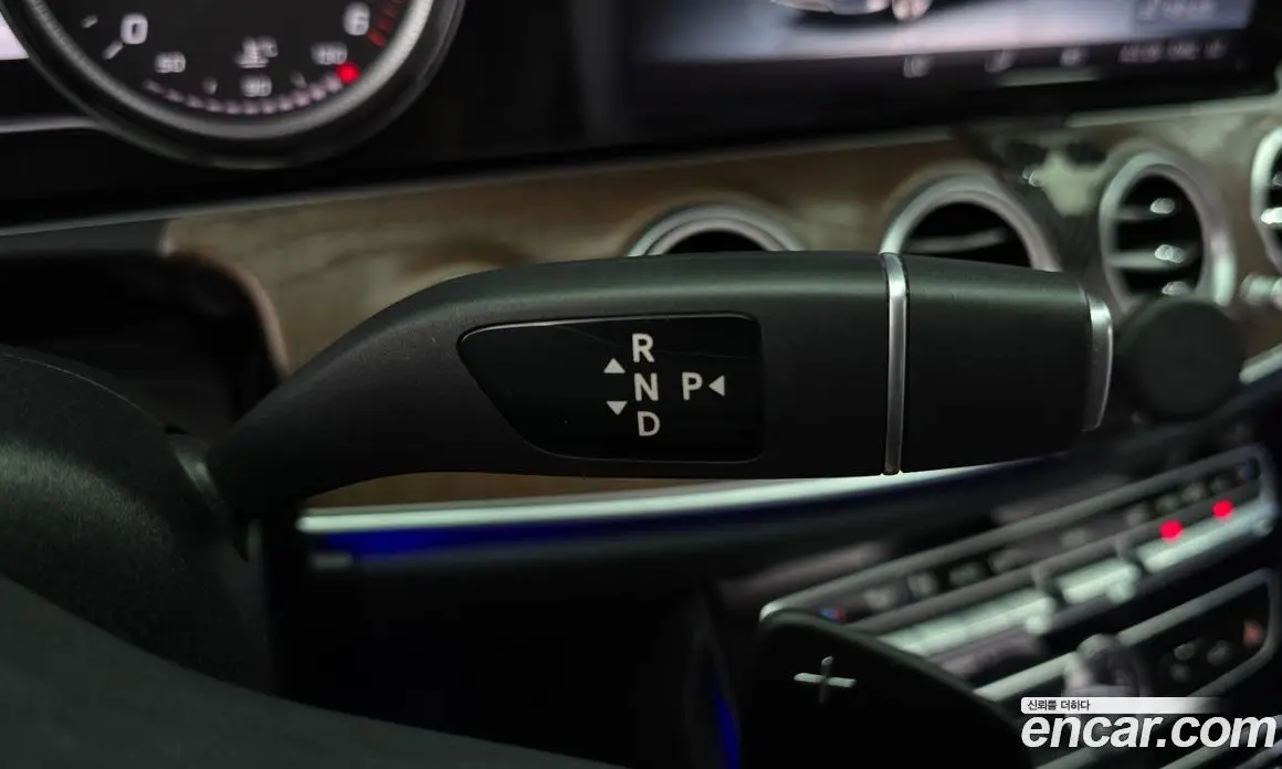 Mercedes-Benz E-Class 2019 1.9 автомат (гидро), фото 12 Mercedes-Benz E-Class 2019 1.9 автомат (гидро), фото 12