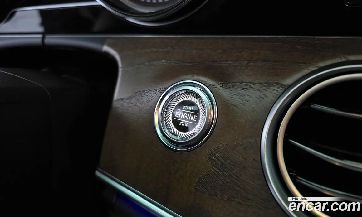 Mercedes-Benz E-Class 2019 1.9 автомат (гидро), фото 30 Mercedes-Benz E-Class 2019 1.9 автомат (гидро), фото 30