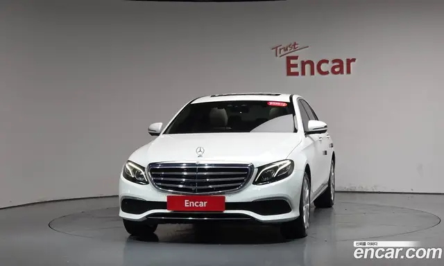 Mercedes-Benz E-Class 2020 2.0 автомат (гидро), миниатюра 2 Mercedes-Benz E-Class 2020 2.0 автомат (гидро), миниатюра 2