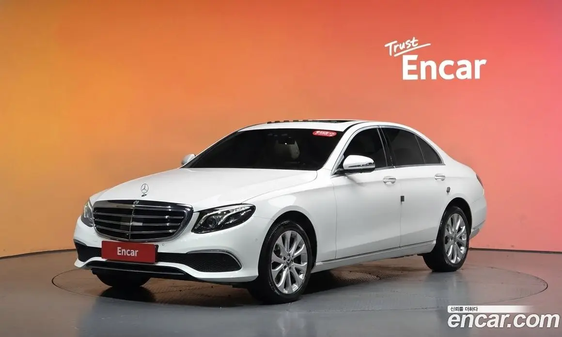 Mercedes-Benz E-Class 2020 2.0 автомат (гидро), фото 35 Mercedes-Benz E-Class 2020 2.0 автомат (гидро), фото 35