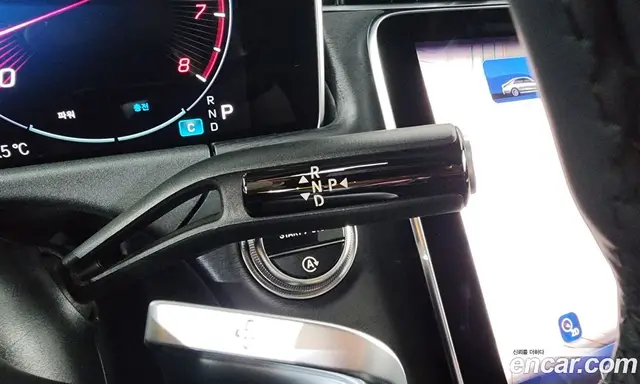 Mercedes-Benz E-Class 2025 2.0 автомат (гидро), миниатюра 12