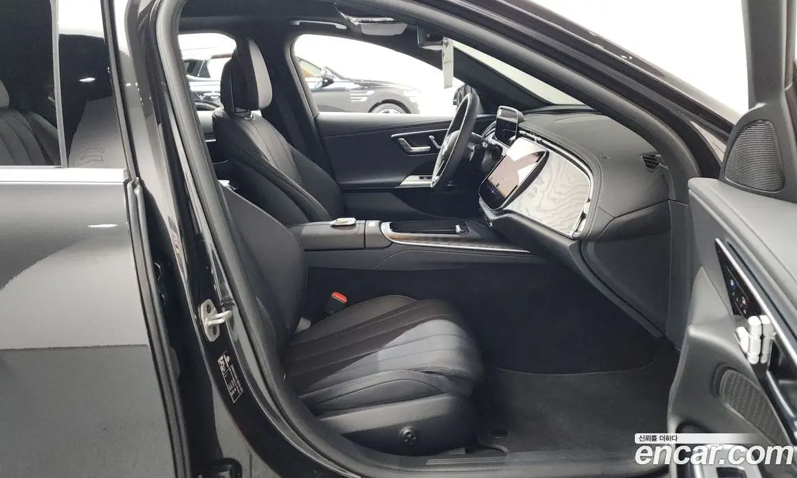 Mercedes-Benz E-Class 2025 2.0 автомат (гидро), фото 16