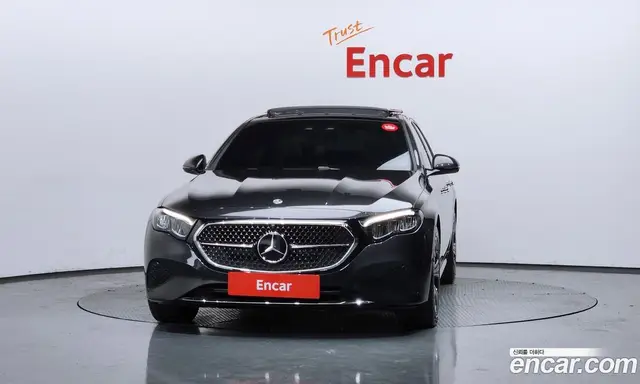 Mercedes-Benz E-Class 2025 2.0 автомат (гидро), миниатюра 3