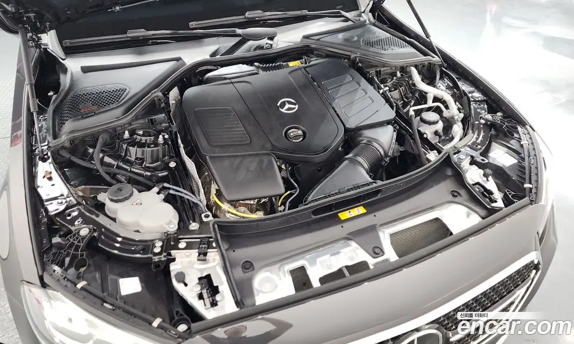 Mercedes-Benz E-Class 2025 2.0 автомат (гидро), фото 6