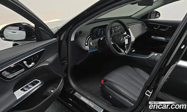 Mercedes-Benz E-Class 2025 2.0 автомат (гидро), миниатюра 12