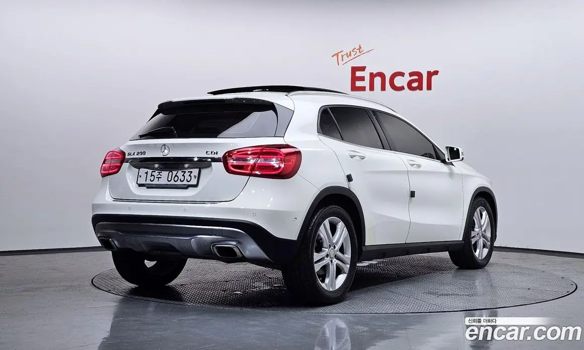 Mercedes-Benz GLA-Class 2015 2.1 автомат (гидро), фото 2 Mercedes-Benz GLA-Class 2015 2.1 автомат (гидро), фото 2