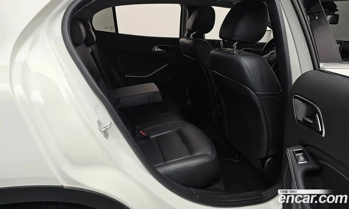 Mercedes-Benz GLA-Class 2015 2.1 автомат (гидро), фото 11 Mercedes-Benz GLA-Class 2015 2.1 автомат (гидро), фото 11