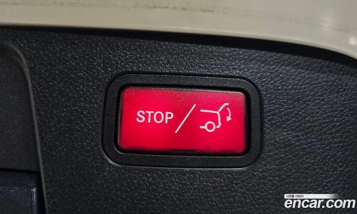 Mercedes-Benz GLA-Class 2015 2.1 автомат (гидро), фото 17 Mercedes-Benz GLA-Class 2015 2.1 автомат (гидро), фото 17