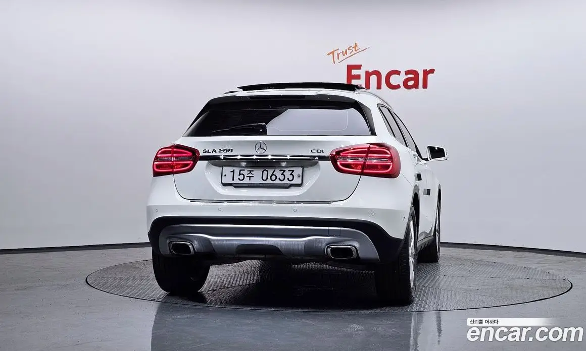 Mercedes-Benz GLA-Class 2015 2.1 автомат (гидро), фото 4 Mercedes-Benz GLA-Class 2015 2.1 автомат (гидро), фото 4