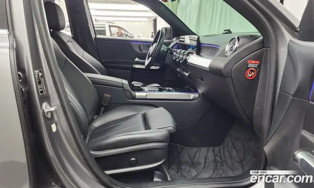 Mercedes-Benz GLB-Class 2021 2.0 автомат (гидро), миниатюра 11 Mercedes-Benz GLB-Class 2021 2.0 автомат (гидро), миниатюра 11