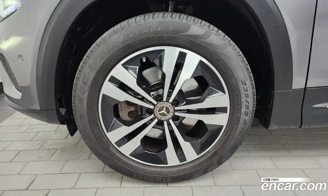 Mercedes-Benz GLB-Class 2021 2.0 автомат (гидро), миниатюра 5 Mercedes-Benz GLB-Class 2021 2.0 автомат (гидро), миниатюра 5