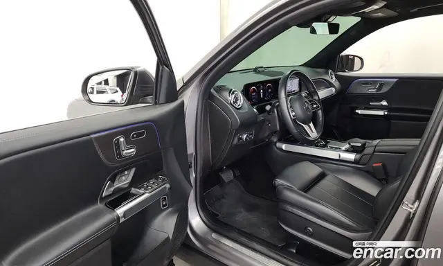 Mercedes-Benz GLB-Class 2021 2.0 автомат (гидро), миниатюра 10 Mercedes-Benz GLB-Class 2021 2.0 автомат (гидро), миниатюра 10