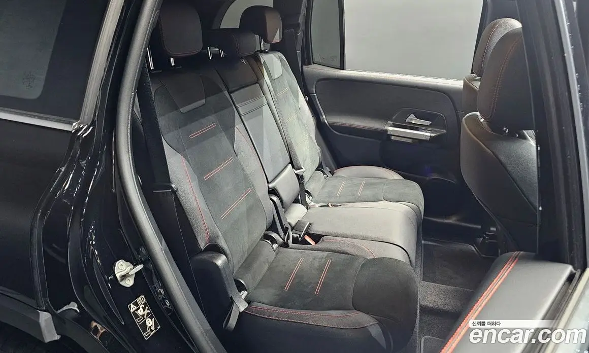Mercedes-Benz GLB-Class 2022 2.0 автомат (гидро), фото 17