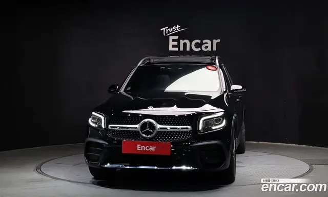 Mercedes-Benz GLB-Class 2022 2.0 автомат (гидро), миниатюра 3