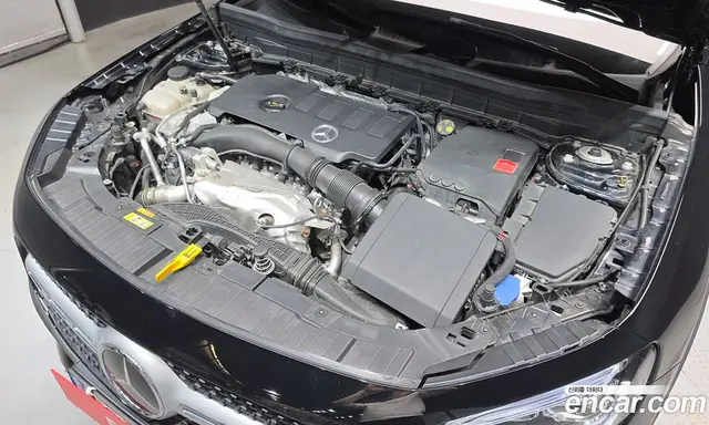 Mercedes-Benz GLB-Class 2022 2.0 автомат (гидро), миниатюра 6