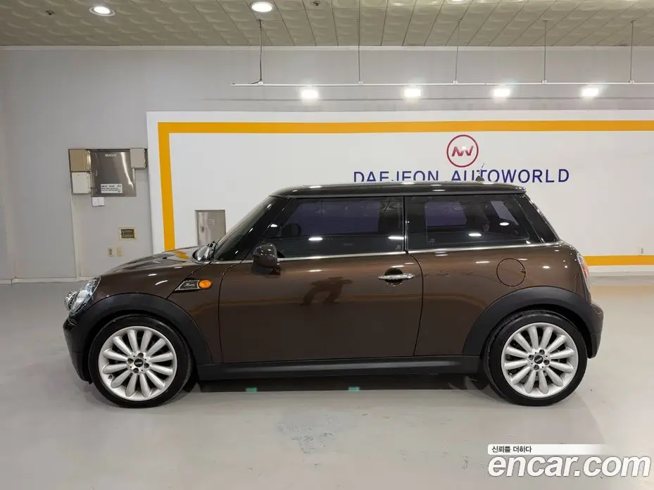 Mini Cooper 2010 1.6 автомат (гидро), фото 4 Mini Cooper 2010 1.6 автомат (гидро), фото 4