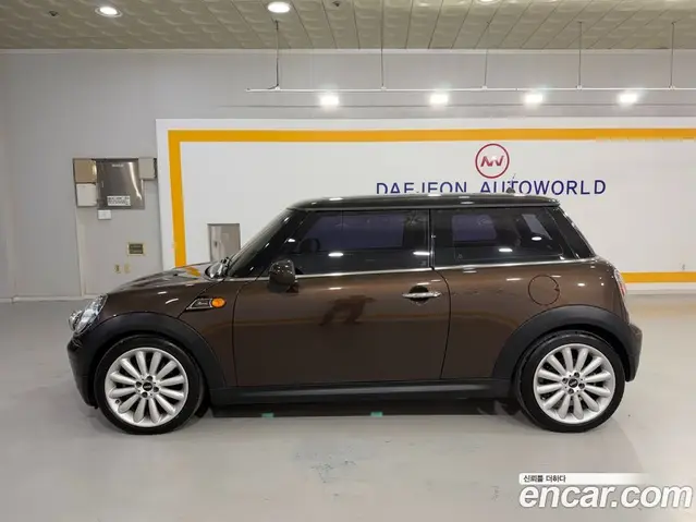 Mini Cooper 2010 1.6 автомат (гидро), миниатюра 4 Mini Cooper 2010 1.6 автомат (гидро), миниатюра 4