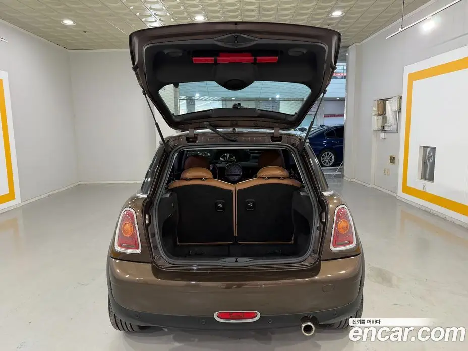 Mini Cooper 2010 1.6 автомат (гидро), фото 9 Mini Cooper 2010 1.6 автомат (гидро), фото 9