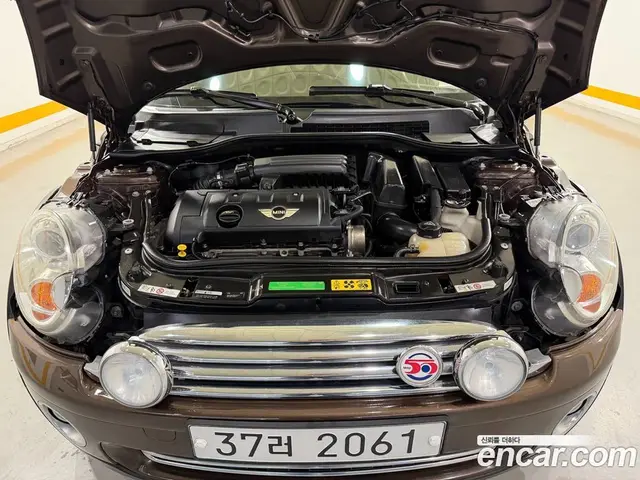 Mini Cooper 2010 1.6 автомат (гидро), миниатюра 10 Mini Cooper 2010 1.6 автомат (гидро), миниатюра 10