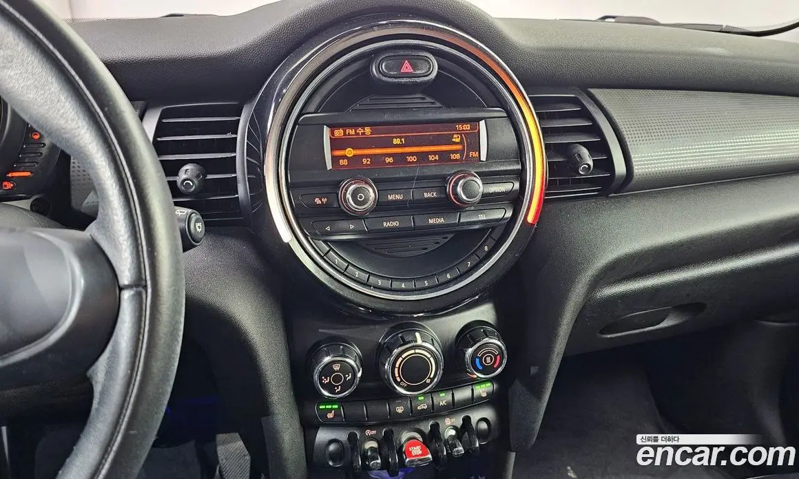 Mini Cooper 2015 1.5 автомат (гидро), фото 14 Mini Cooper 2015 1.5 автомат (гидро), фото 14