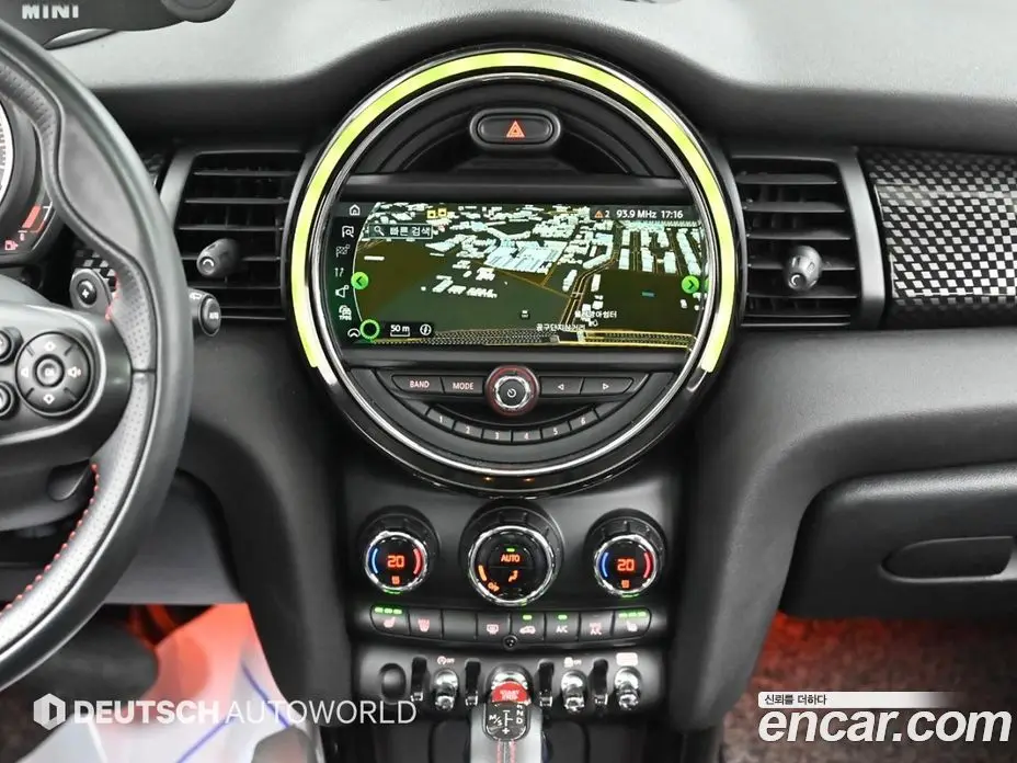 Mini Cooper 2018 2.0 автомат (гидро), фото 14 Mini Cooper 2018 2.0 автомат (гидро), фото 14