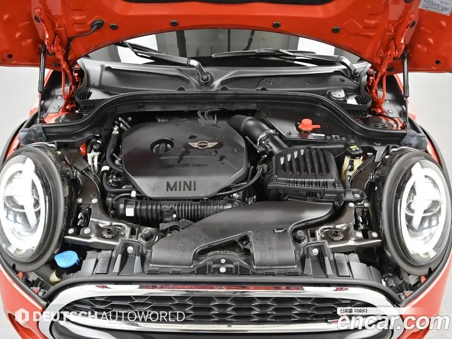 Mini Cooper 2018 2.0 автомат (гидро), фото 6 Mini Cooper 2018 2.0 автомат (гидро), фото 6