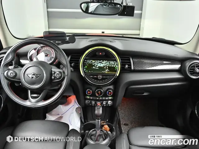 Mini Cooper 2018 2.0 автомат (гидро), миниатюра 7 Mini Cooper 2018 2.0 автомат (гидро), миниатюра 7