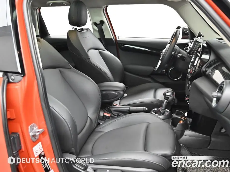 Mini Cooper 2018 2.0 автомат (гидро), фото 10 Mini Cooper 2018 2.0 автомат (гидро), фото 10