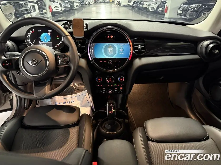 Mini Cooper 2021 1.5 автомат (гидро), фото 7