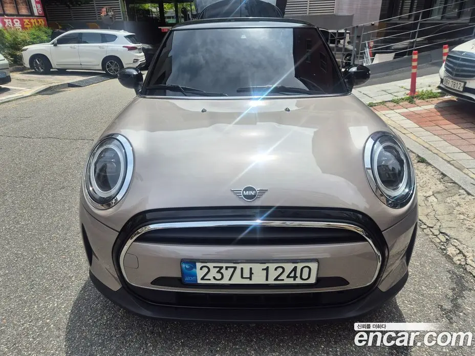 Mini Cooper 2022 1.5 автомат (гидро), фото 1 Mini Cooper 2022 1.5 автомат (гидро), фото 1