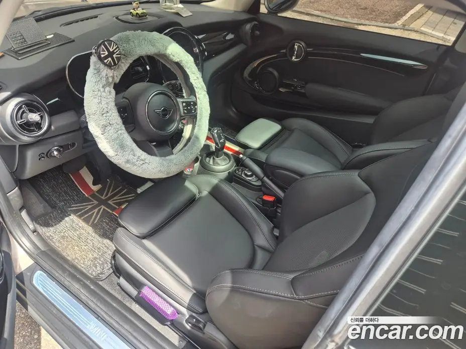 Mini Cooper 2022 1.5 автомат (гидро), фото 4 Mini Cooper 2022 1.5 автомат (гидро), фото 4