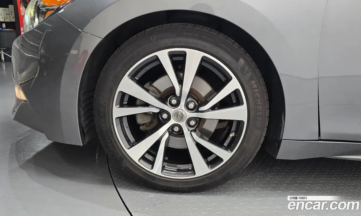 Nissan Maxima 2016 3.5 автомат (гидро), фото 5 Nissan Maxima 2016 3.5 автомат (гидро), фото 5