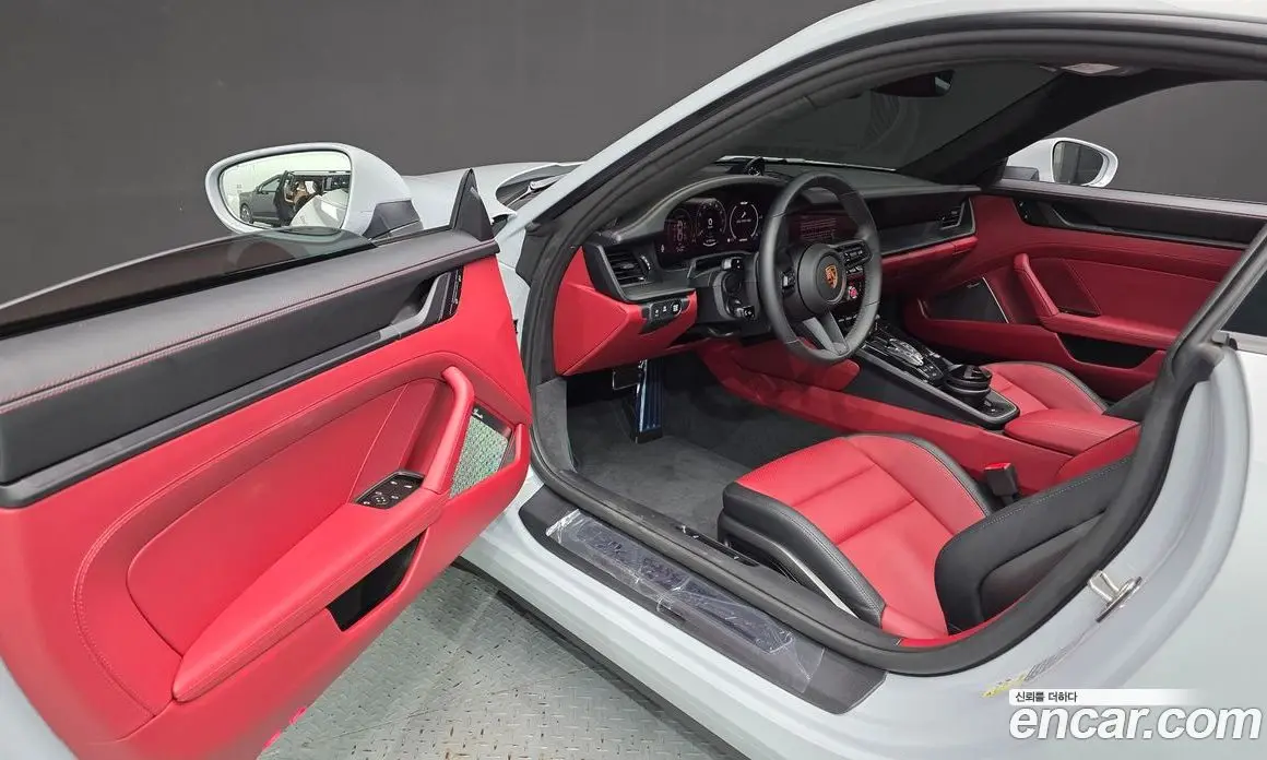 Porsche 911 2025 3.6 автомат (гидро), фото 12 Porsche 911 2025 3.6 автомат (гидро), фото 12