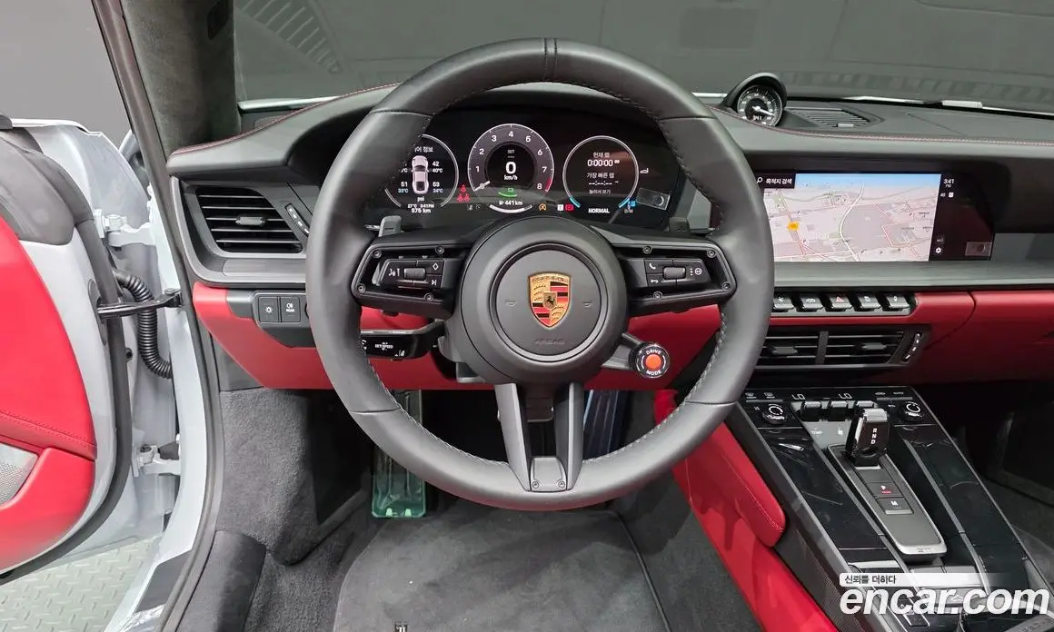 Porsche 911 2025 3.6 автомат (гидро), фото 17 Porsche 911 2025 3.6 автомат (гидро), фото 17