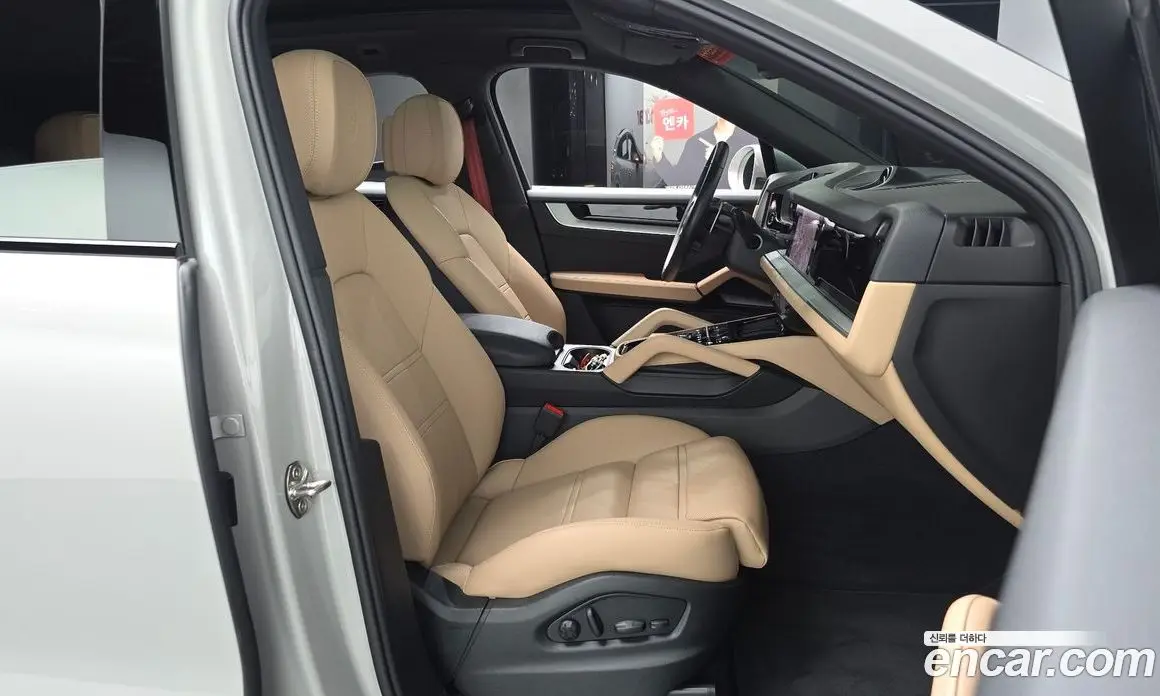 Porsche Cayenne 2025 3.0 автомат (гидро), фото 16 Porsche Cayenne 2025 3.0 автомат (гидро), фото 16