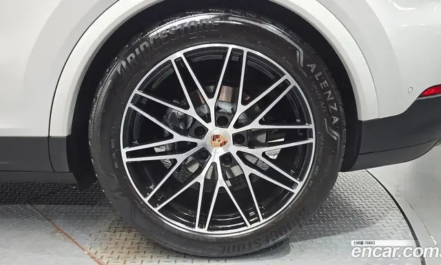 Porsche Cayenne 2025 3.0 автомат (гидро), миниатюра 6 Porsche Cayenne 2025 3.0 автомат (гидро), миниатюра 6
