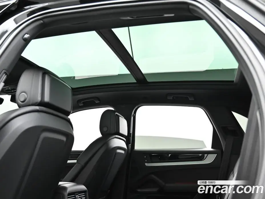 Porsche Cayenne 2025 3.0 автомат (гидро), фото 17 Porsche Cayenne 2025 3.0 автомат (гидро), фото 17