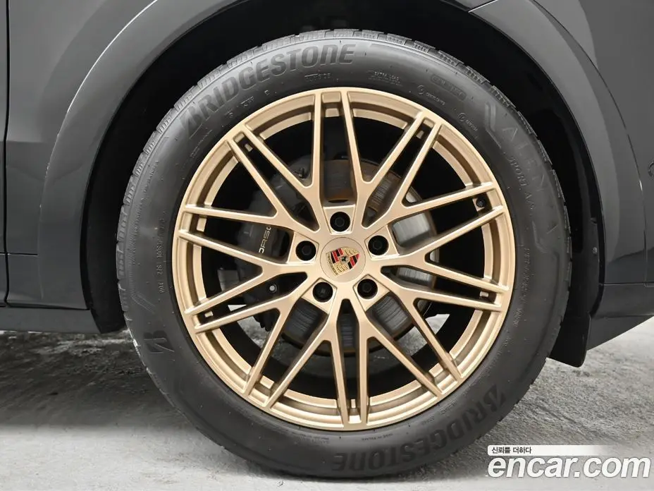 Porsche Cayenne 2025 3.0 автомат (гидро), фото 5 Porsche Cayenne 2025 3.0 автомат (гидро), фото 5