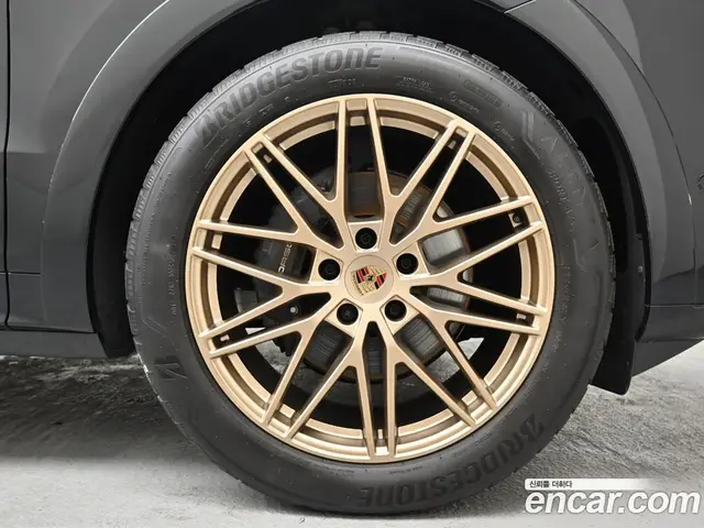 Porsche Cayenne 2025 3.0 автомат (гидро), миниатюра 5 Porsche Cayenne 2025 3.0 автомат (гидро), миниатюра 5
