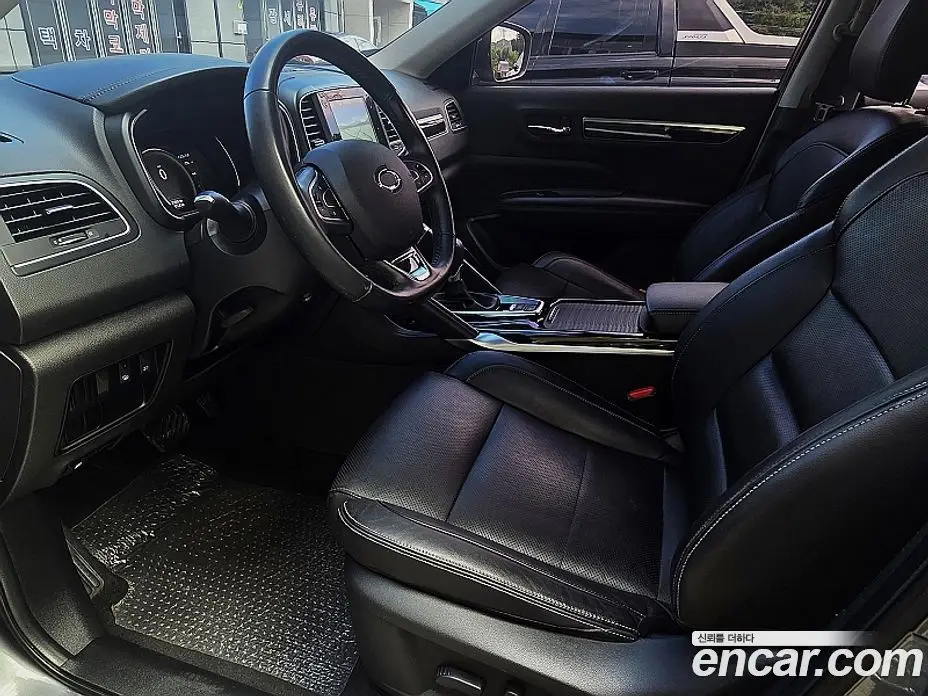 Renault (Samsung) QM6 2016 2.0 автомат (гидро), фото 8 Renault (Samsung) QM6 2016 2.0 автомат (гидро), фото 8