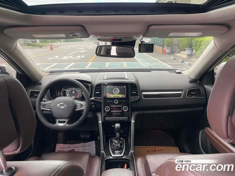 Renault (Samsung) QM6 2017 2.0 автомат (гидро), фото 14 Renault (Samsung) QM6 2017 2.0 автомат (гидро), фото 14