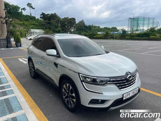 Renault (Samsung) QM6 2017 2.0 автомат (гидро), миниатюра 3 Renault (Samsung) QM6 2017 2.0 автомат (гидро), миниатюра 3
