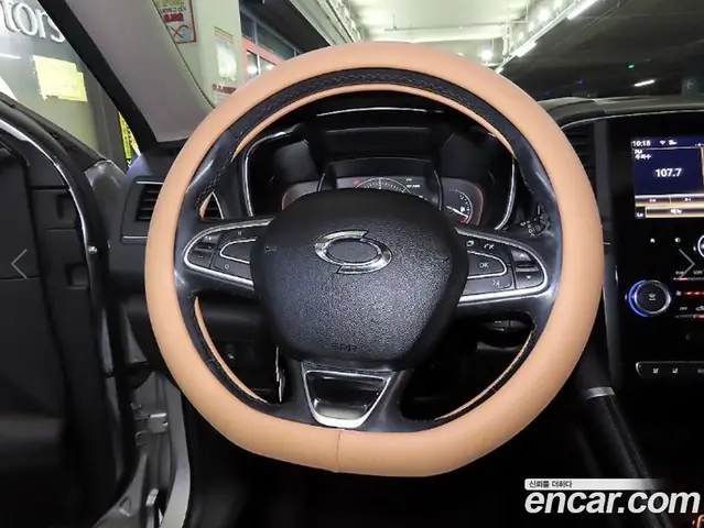 Renault (Samsung) QM6 2017 2.0 автомат (гидро), миниатюра 8 Renault (Samsung) QM6 2017 2.0 автомат (гидро), миниатюра 8