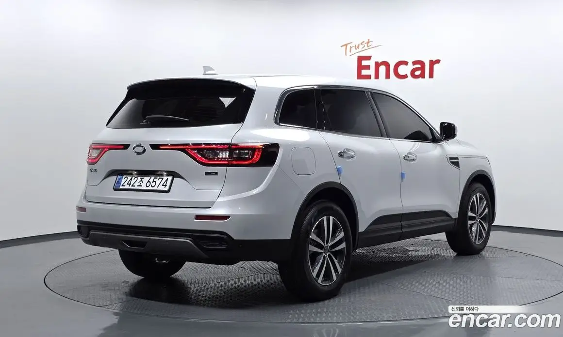 Renault (Samsung) QM6 2021 2.0 автомат (гидро), фото 2 Renault (Samsung) QM6 2021 2.0 автомат (гидро), фото 2