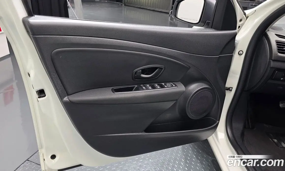 Renault (Samsung) SM3 2013 1.6 автомат (гидро), фото 13