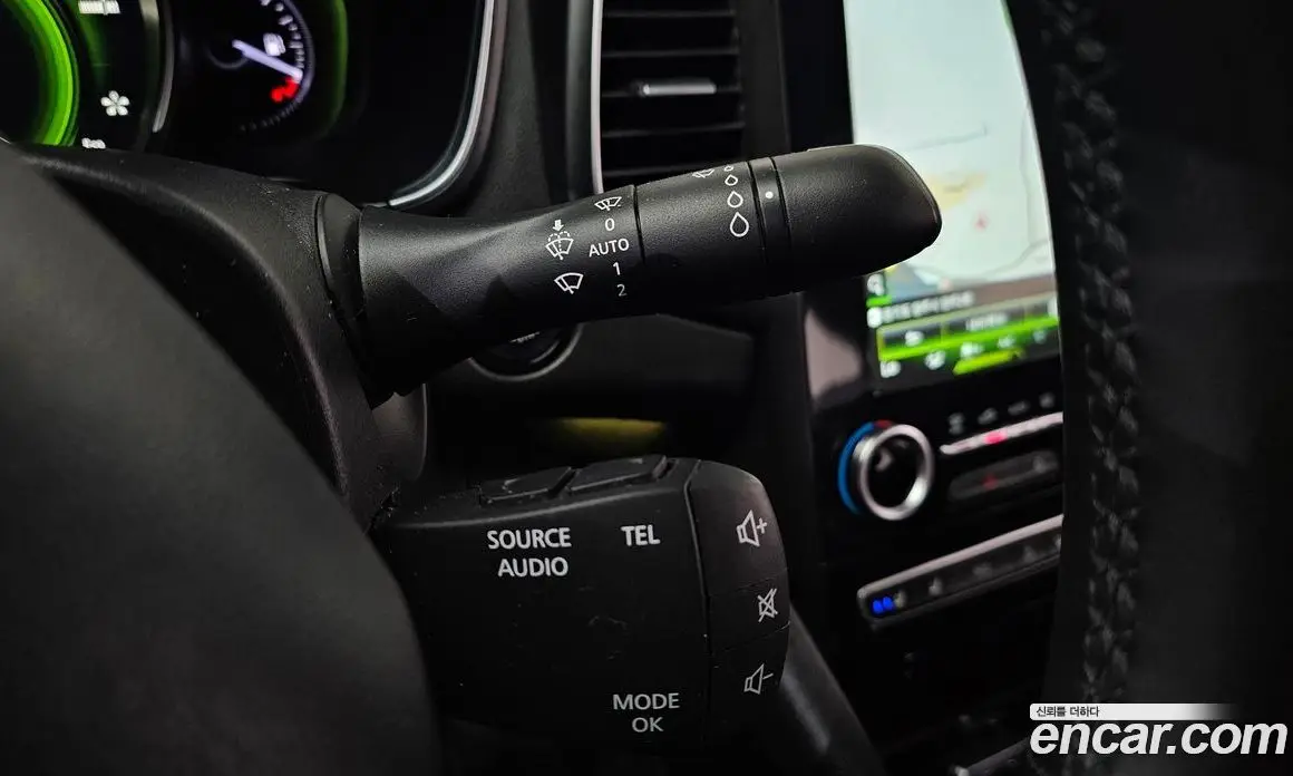 Renault (Samsung) SM6 2016 1.6 автомат (гидро), фото 16 Renault (Samsung) SM6 2016 1.6 автомат (гидро), фото 16