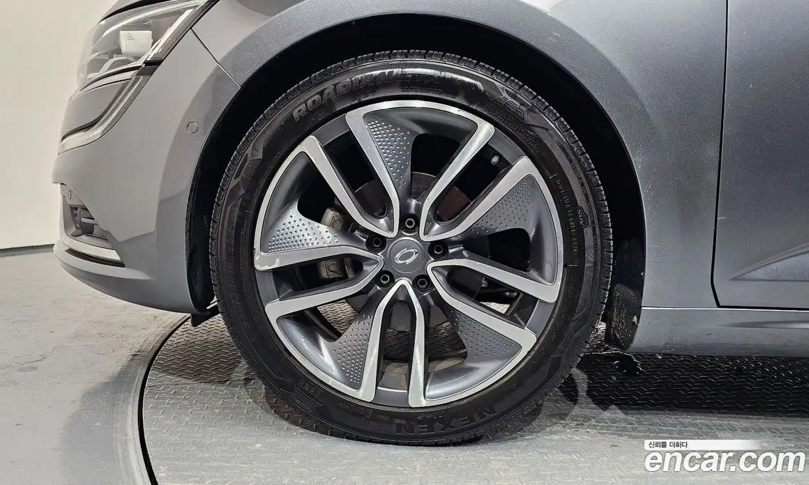 Renault (Samsung) SM6 2016 1.6 автомат (гидро), фото 5 Renault (Samsung) SM6 2016 1.6 автомат (гидро), фото 5