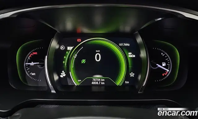 Renault (Samsung) SM6 2016 1.6 автомат (гидро), миниатюра 8 Renault (Samsung) SM6 2016 1.6 автомат (гидро), миниатюра 8