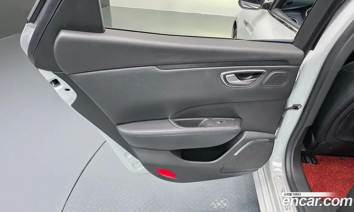 Renault (Samsung) SM6 2021 1.3 автомат (гидро), фото 15 Renault (Samsung) SM6 2021 1.3 автомат (гидро), фото 15