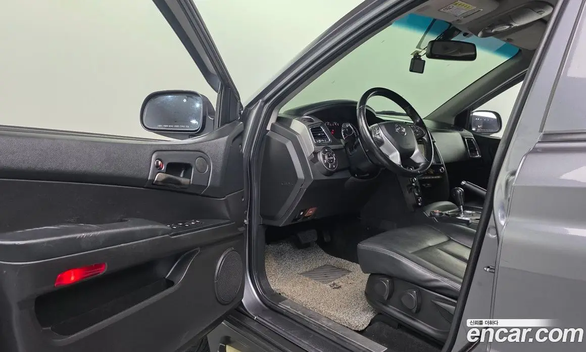 SsangYong Korando 2017 2.2 автомат (гидро), фото 10 SsangYong Korando 2017 2.2 автомат (гидро), фото 10